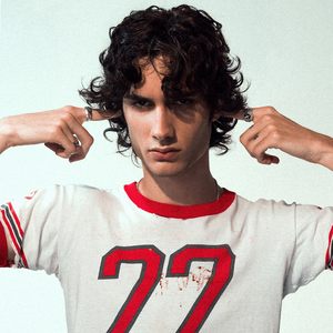 今日热搜榜日本美女裸耸进去了
